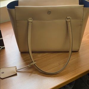 Tan Tory Burch shoulder bag (medium)